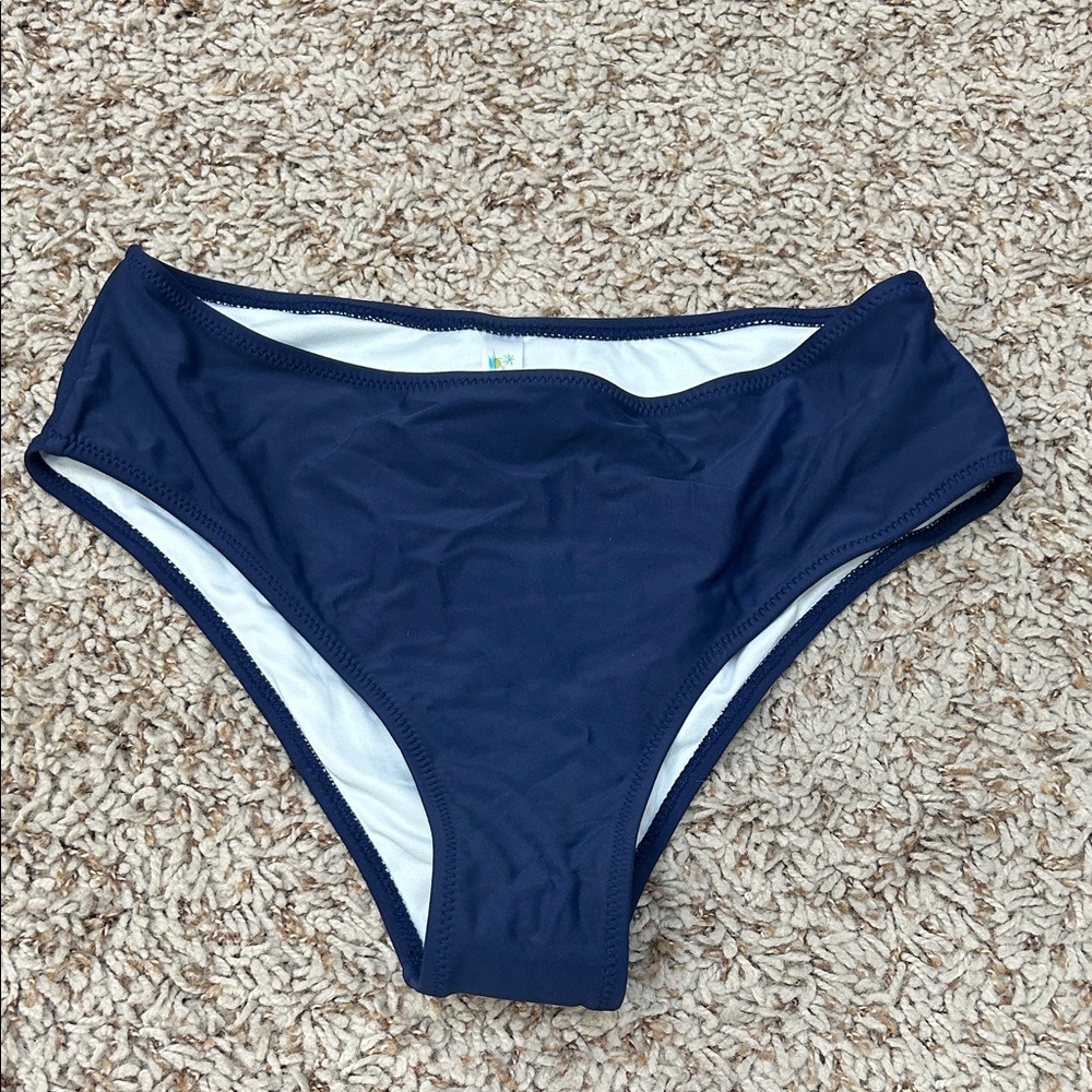 NEW Navy Women's Swim Bottom, size M (Beachsissi)